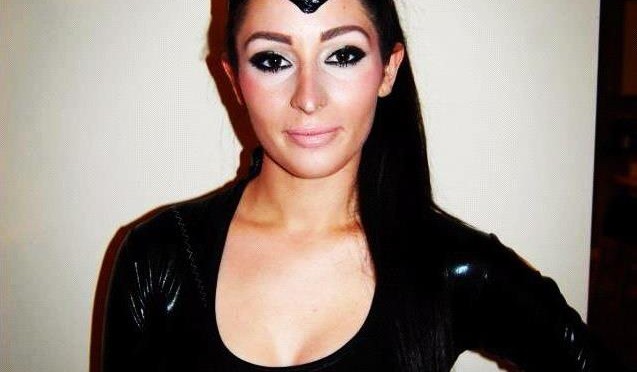 How-To: Catwoman Makeup
