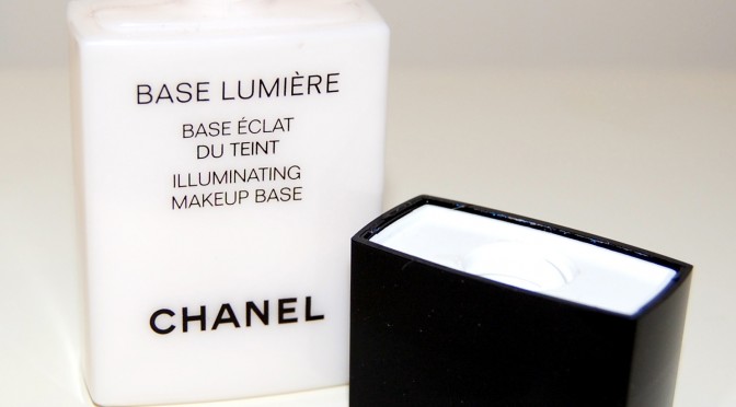 Review: Chanel Base Lumière Illuminating Makeup Base