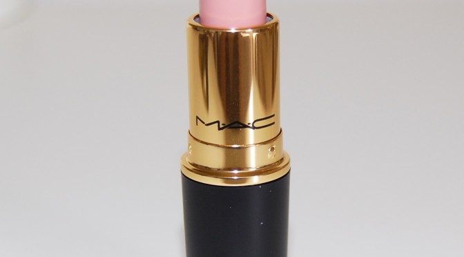 Review: MAC Flair For Finery Lipstick (Divine Night Holiday Collection)