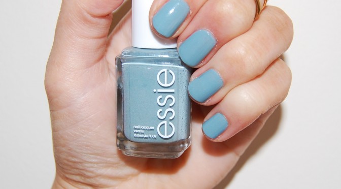 Review: Essie Parka Perfect [Essie Winter 2013 Collection]