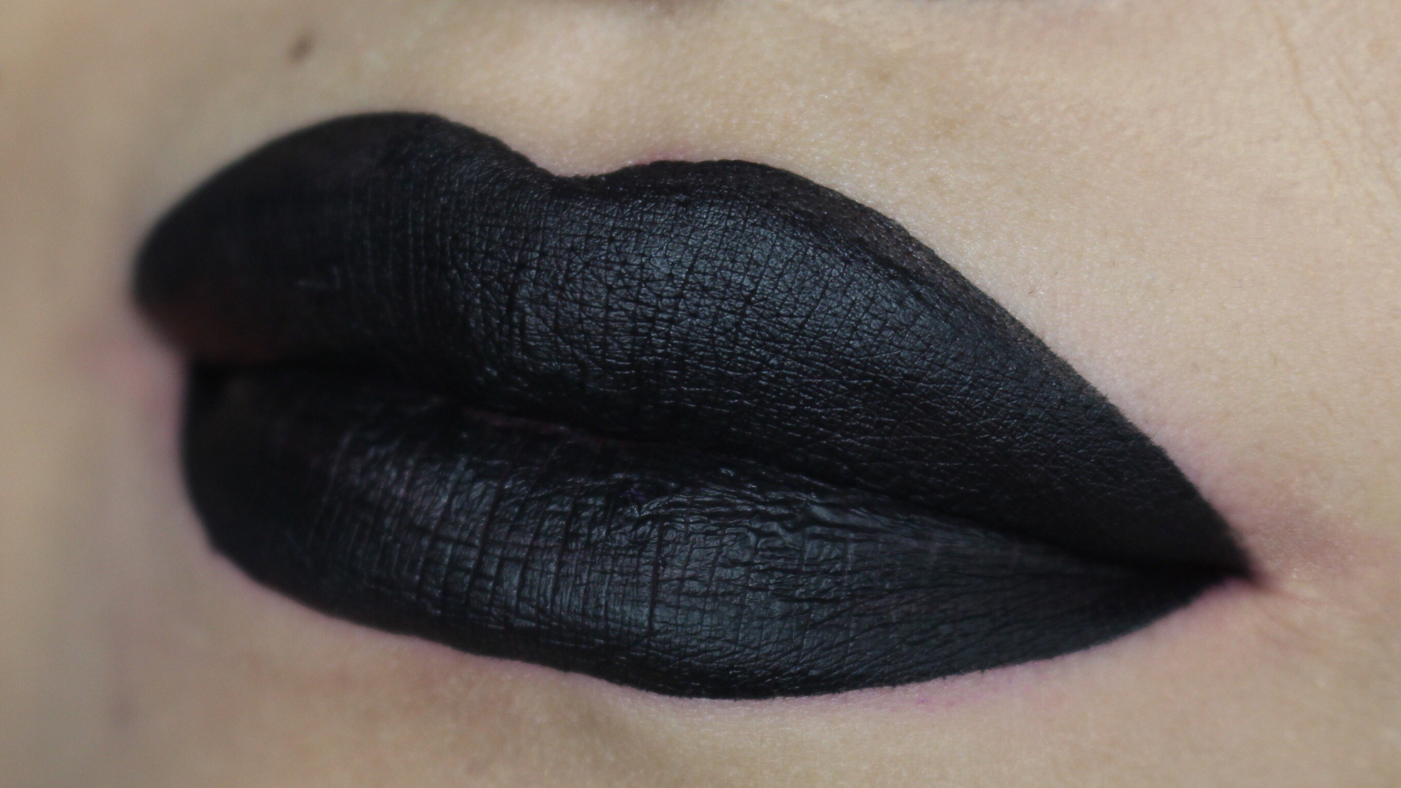 Jeffree Star Weirdo Liquid Lipstick