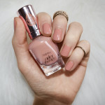 Review: Sally Hansen Color Therapy in Blushed Petal