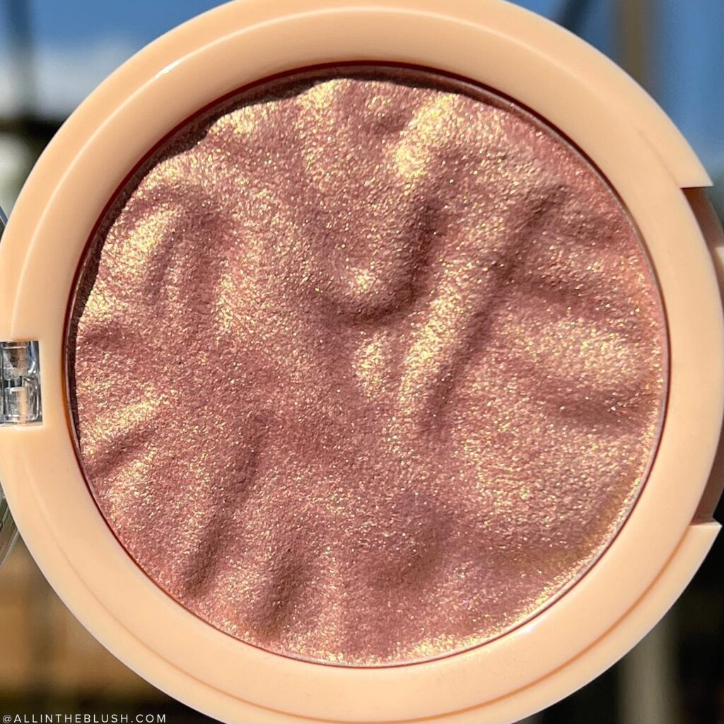 Makeup Revolution Highlight Reloaded Review