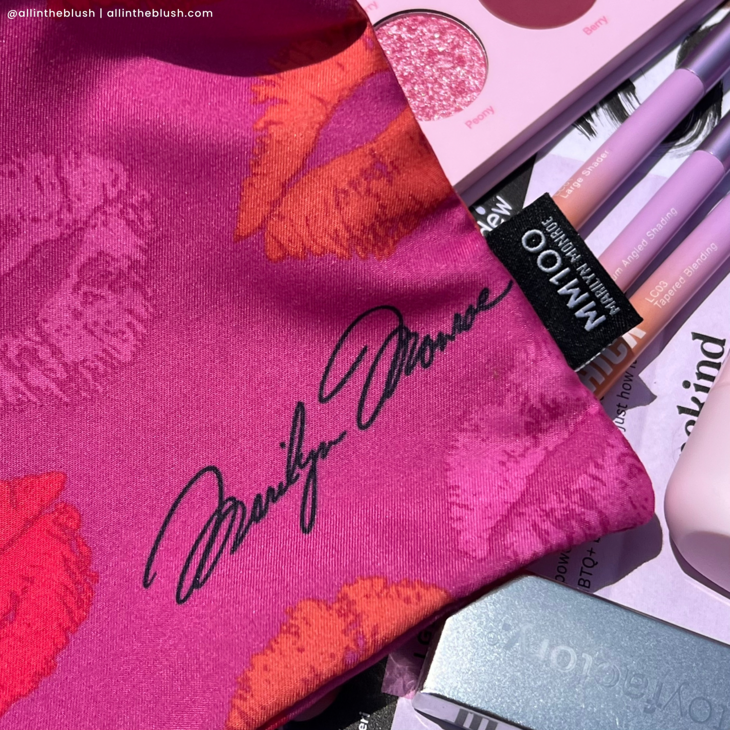 June 2026 IPSY EXTRA Marilyn Monroe Signature Drawstring Bag